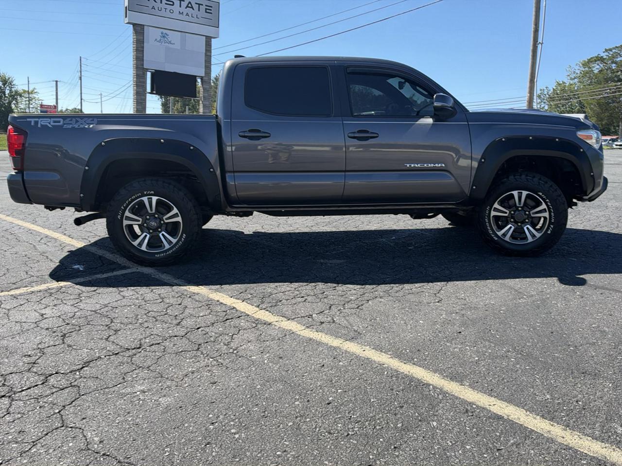 Toyota Tacoma 4WD Double Cab V6 AT TRD Sport (Natl) 2018