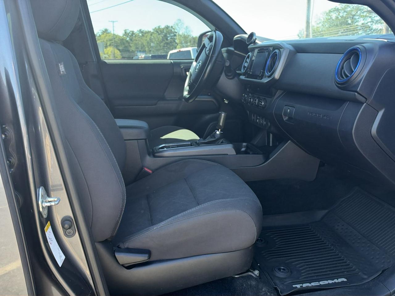 Toyota Tacoma 4WD Double Cab V6 AT TRD Sport (Natl) 2018