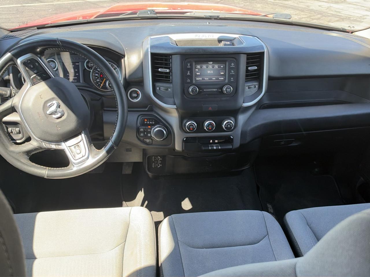 RAM 1500 Big Horn Crew Cab SWB 4WD 2019