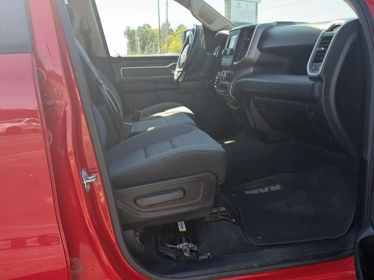 RAM 1500 Big Horn Crew Cab SWB 4WD 2019