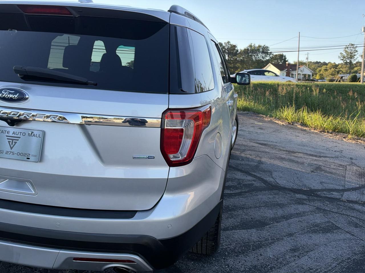 Ford Explorer XLT 4WD 2017