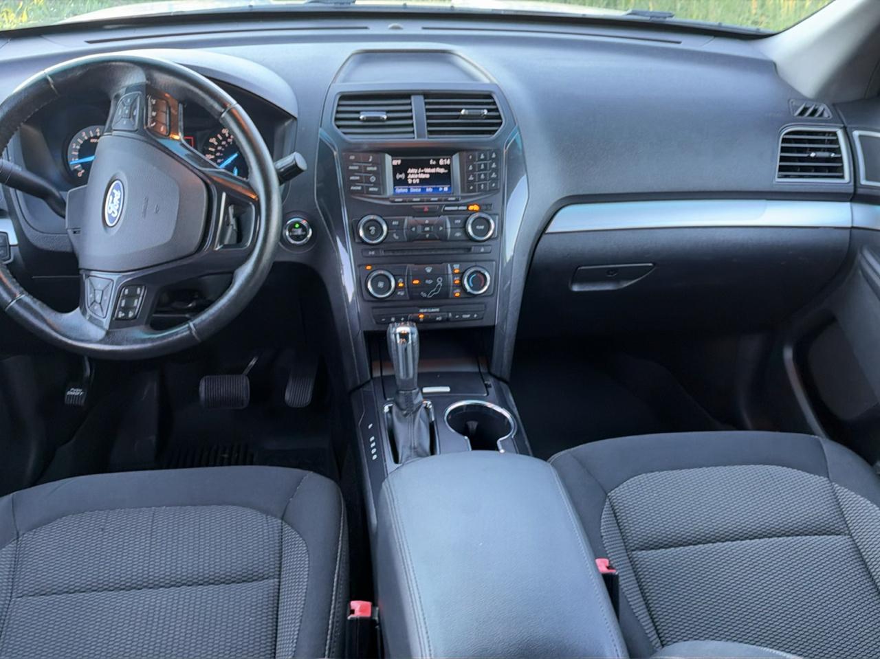 Ford Explorer XLT 4WD 2017