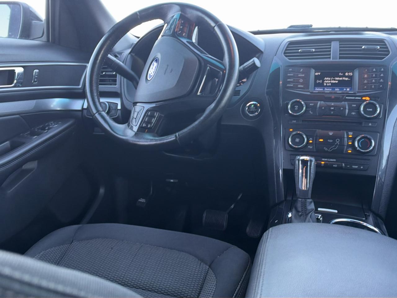 Ford Explorer XLT 4WD 2017