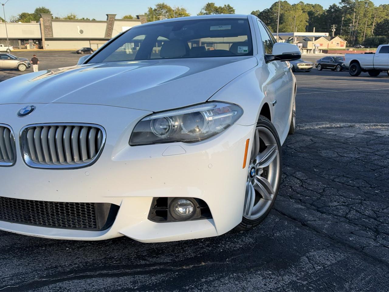 BMW 5-Series 550i 2014
