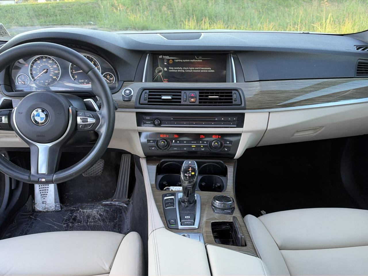 BMW 5-Series 550i 2014