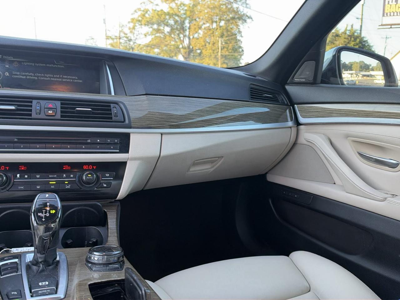 BMW 5-Series 550i 2014