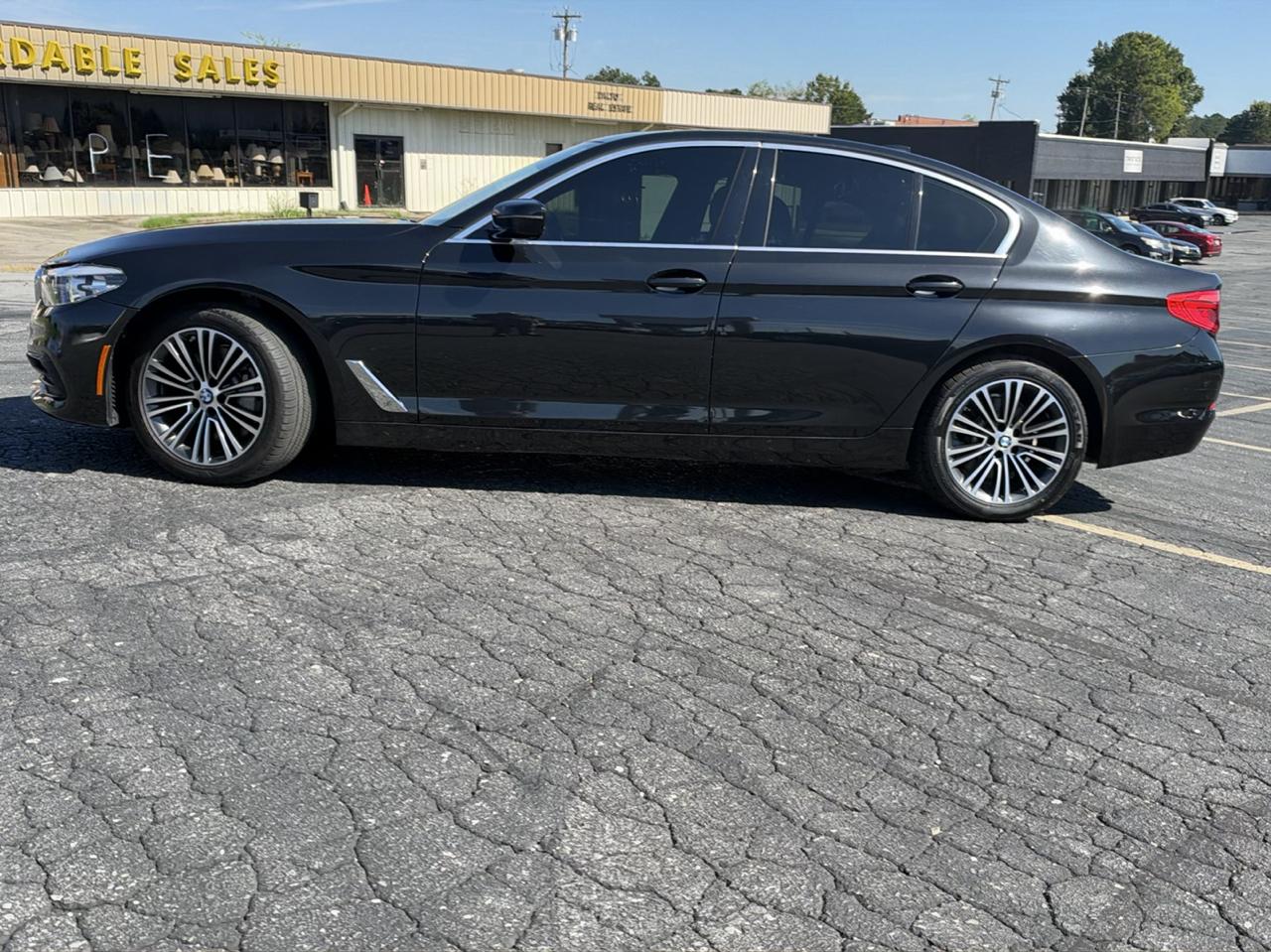BMW 5-Series 530i 4D Sedan 2019
