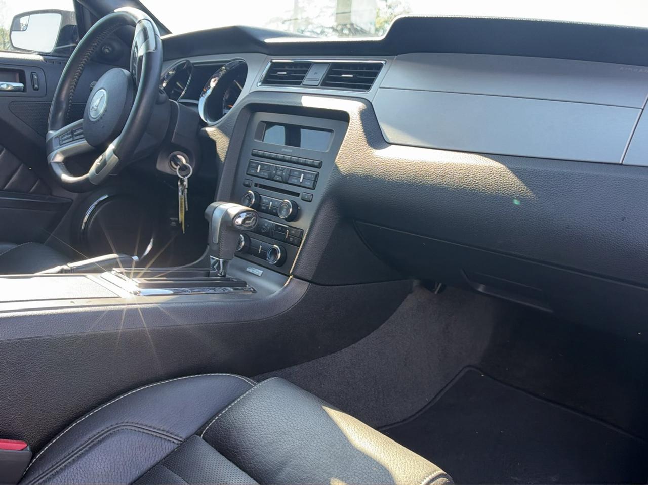 Ford Mustang GT Coupe 2012