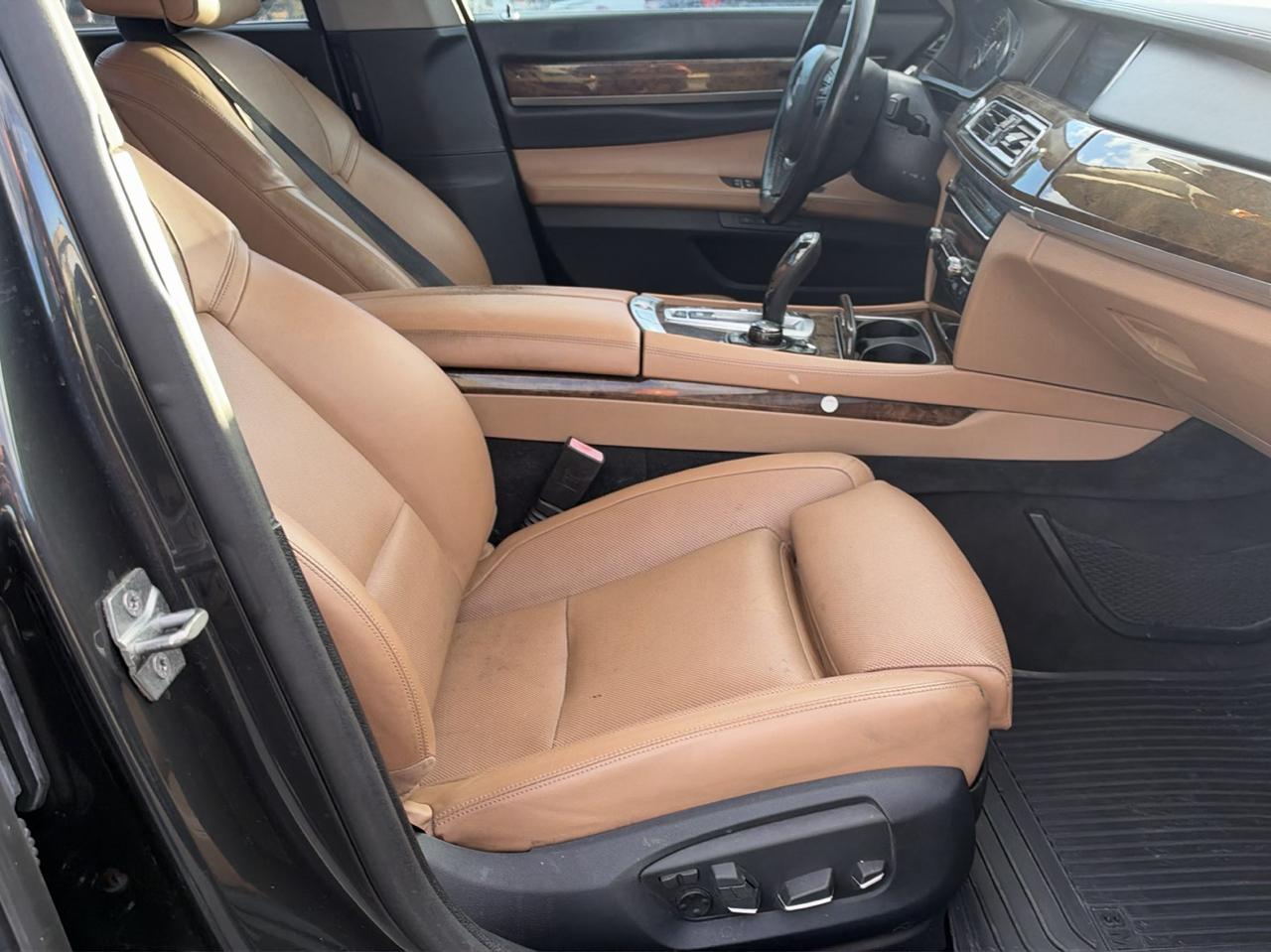 BMW Alpina B7 LWB xDrive 2013