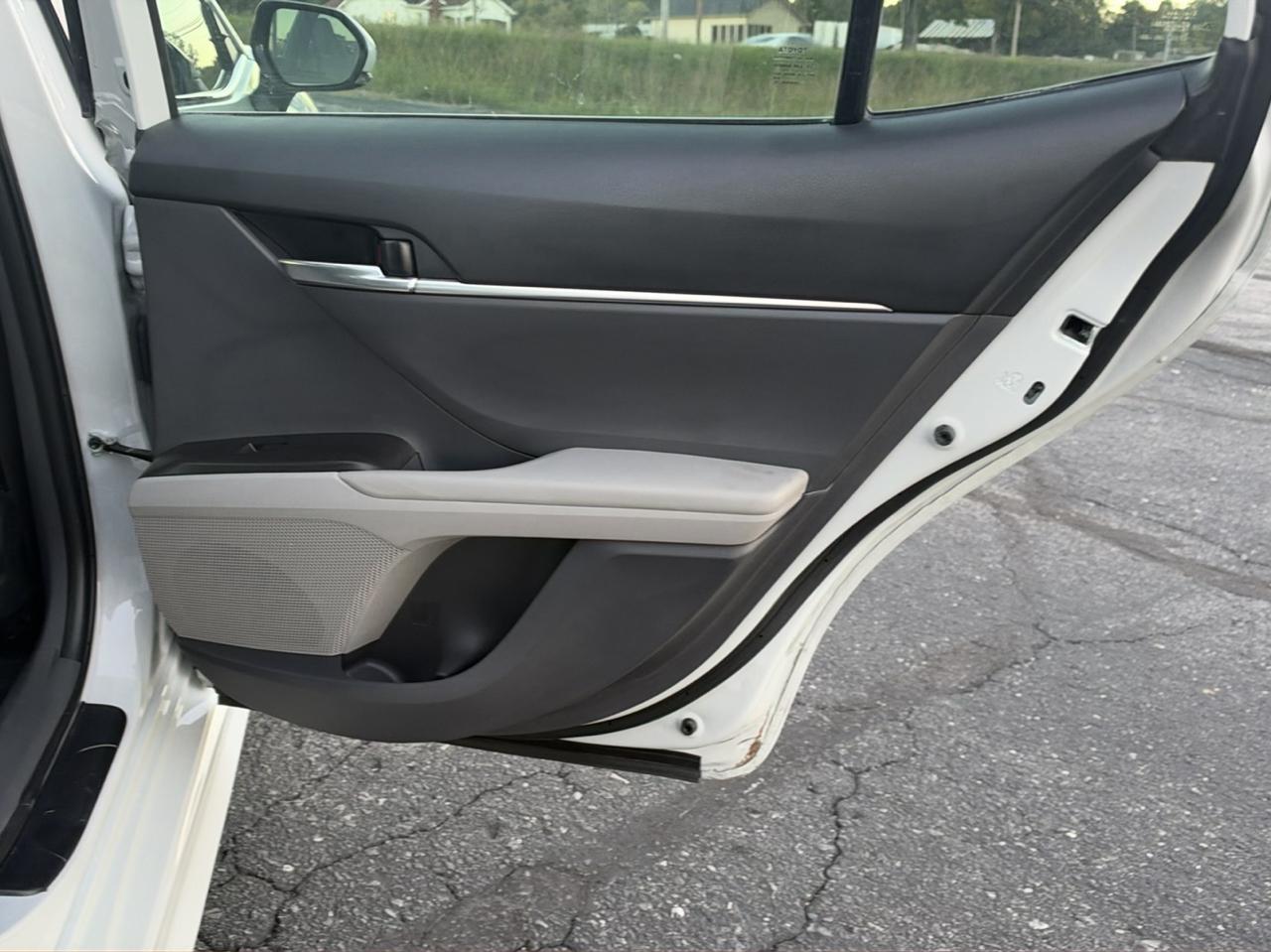 Toyota Camry SE 2024
