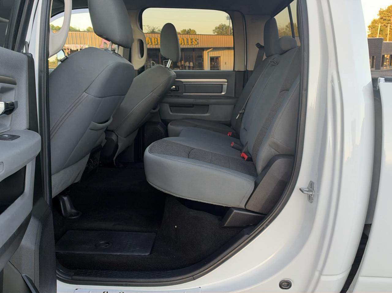 RAM 2500 SLT Crew Cab SWB 4WD 2014