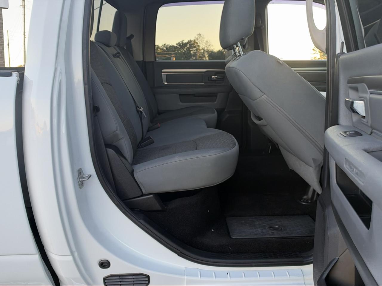 RAM 2500 SLT Crew Cab SWB 4WD 2014