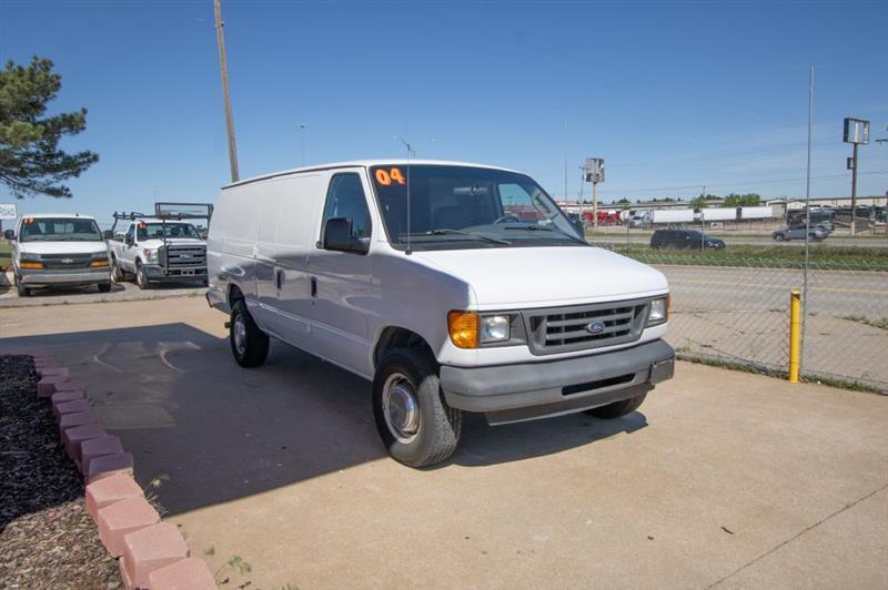 Ford Econoline E350 Super Duty Extended 2004