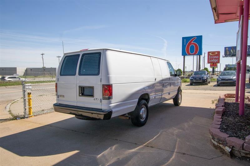 Ford Econoline E350 Super Duty Extended 2004
