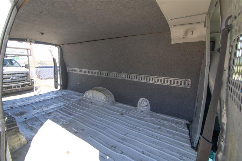 Ford Econoline E350 Super Duty Extended 2004