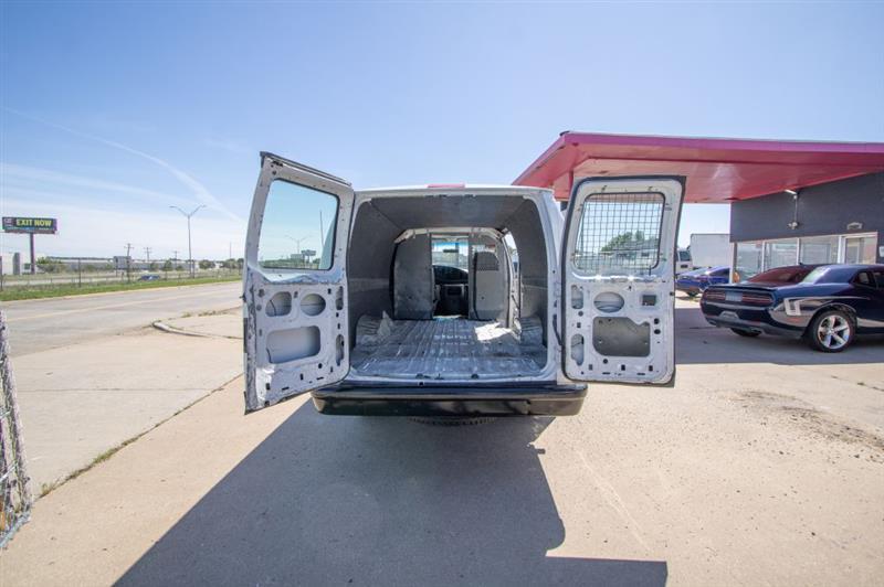 Ford Econoline E350 Super Duty Extended 2004