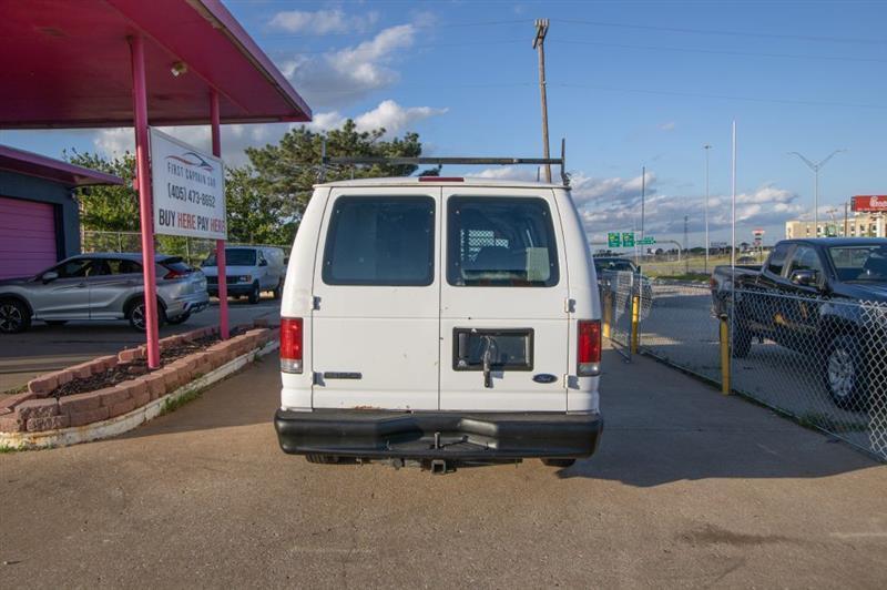 Ford Econoline E-150 2006