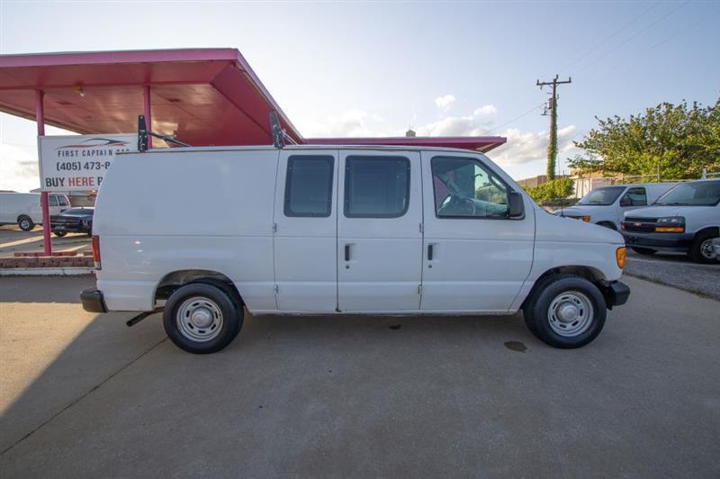 Ford Econoline E-150 2006