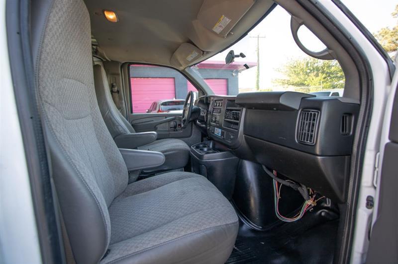 GMC Savana G2500 Cargo 2015