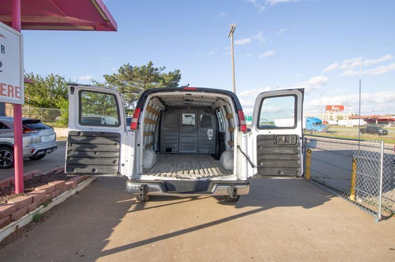 GMC Savana G2500 Cargo 2015