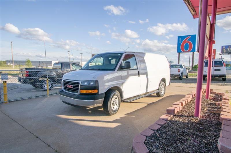 GMC Savana G2500 Cargo 2015