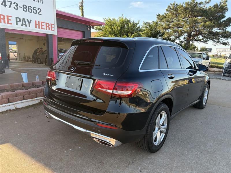 Mercedes-Benz GLC-Class GLC300 4MATIC 2017