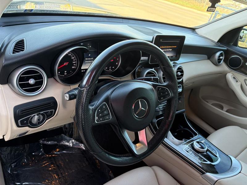 Mercedes-Benz GLC-Class GLC300 4MATIC 2017
