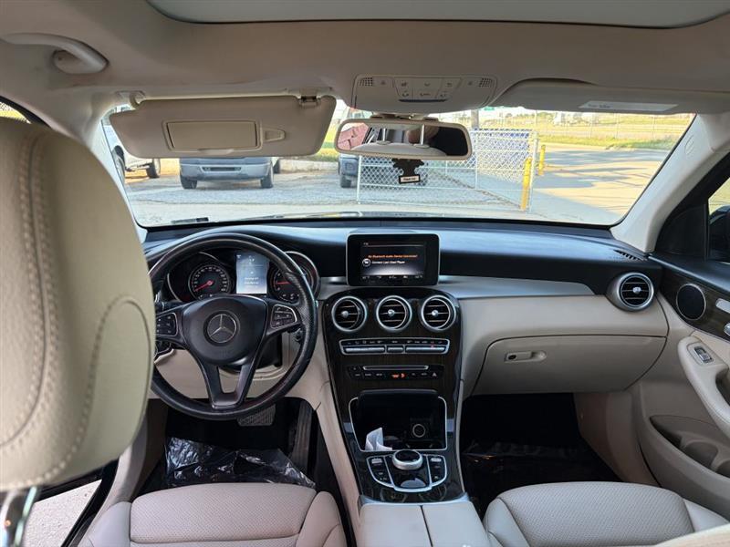 Mercedes-Benz GLC-Class GLC300 4MATIC 2017