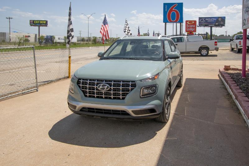 Hyundai Venue SEL 2026