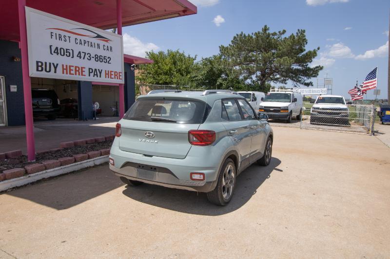 Hyundai Venue SEL 2026