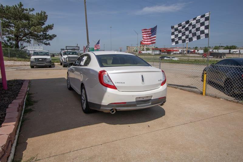 Lincoln MKS FWD 2013