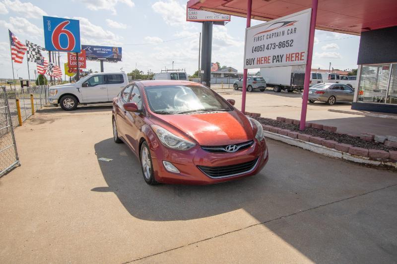 Hyundai Elantra GLS M/T 2013