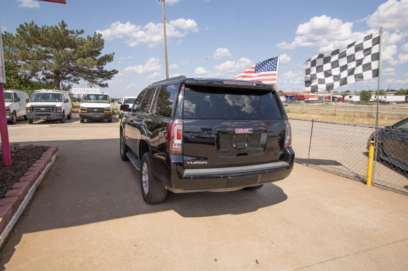 GMC Yukon SLT 2WD 2017