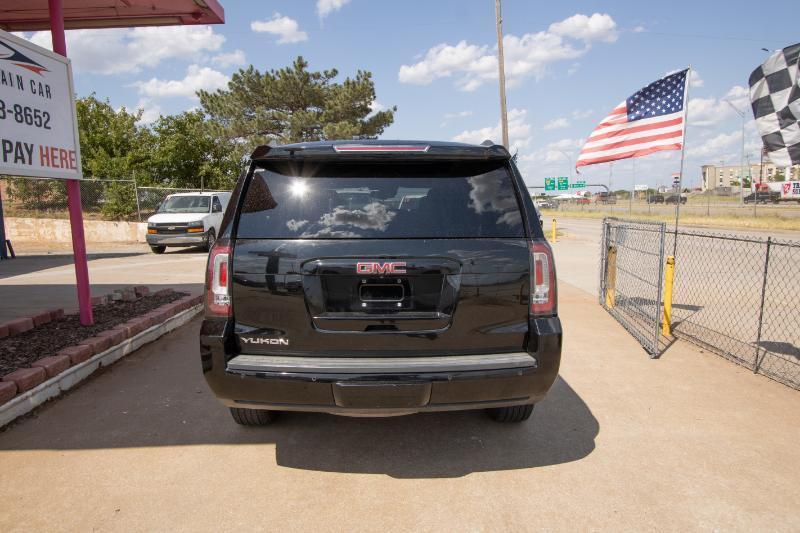 GMC Yukon SLT 2WD 2017
