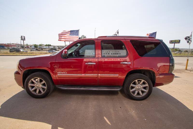 GMC Yukon Denali 4WD 2012