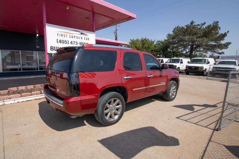 GMC Yukon Denali 4WD 2012