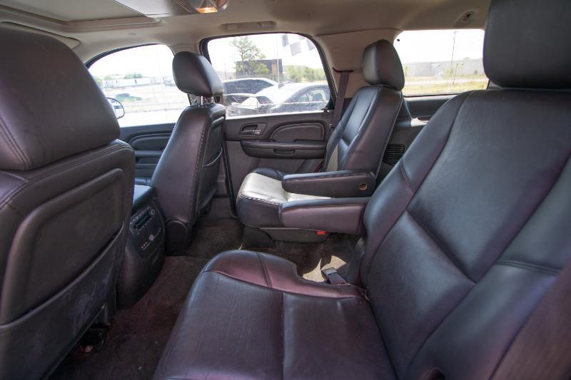 GMC Yukon Denali 4WD 2012