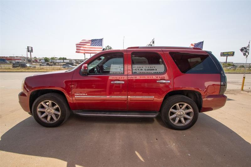 GMC Yukon Denali 4WD 2012