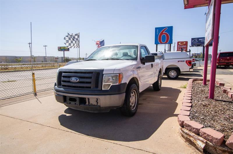 Ford F-150 XLT 8-ft. Bed 2WD 2012
