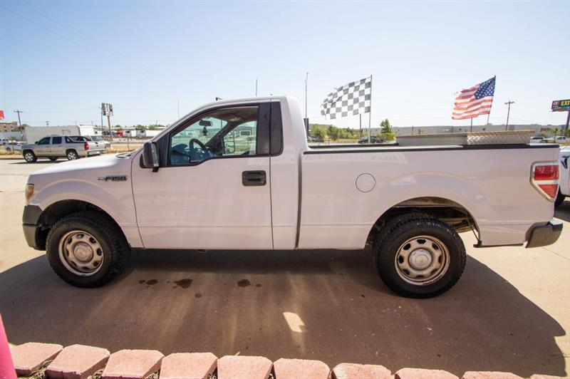 Ford F-150 XLT 8-ft. Bed 2WD 2012