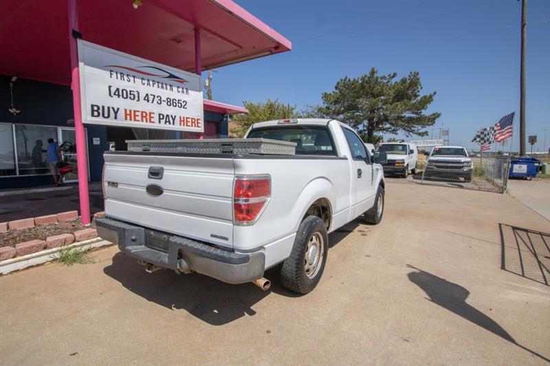 Ford F-150 XLT 8-ft. Bed 2WD 2012