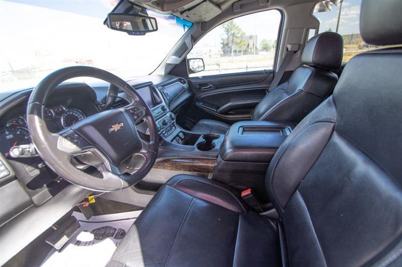 Chevrolet Suburban LT 1500 2WD 2015
