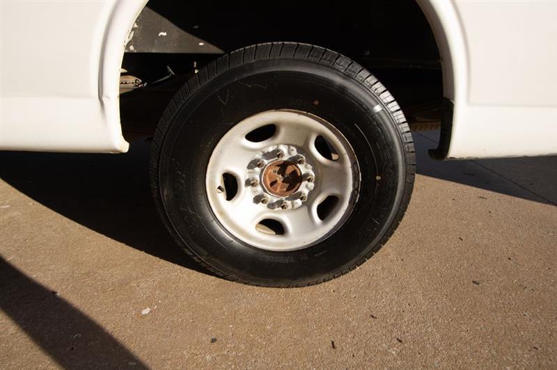 Chevrolet Express 2500 Cargo Extended 2010
