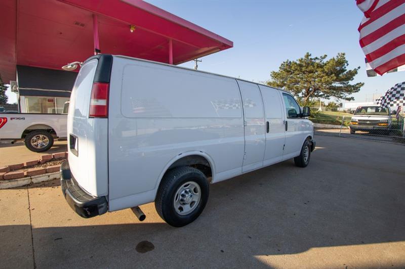 Chevrolet Express 2500 Cargo Extended 2010