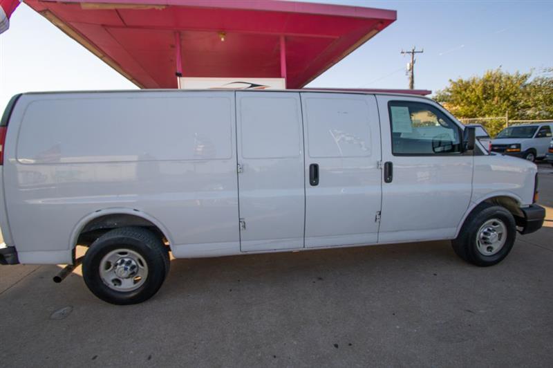 Chevrolet Express 2500 Cargo Extended 2010