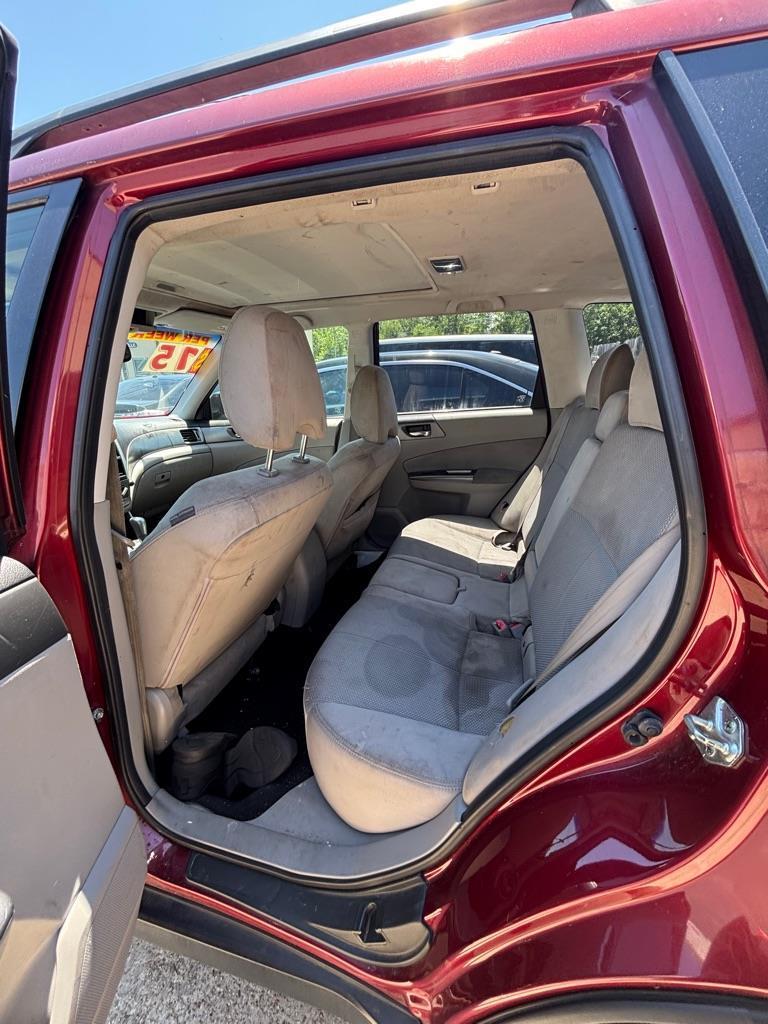 Subaru Forester 2.5X Premium 2012