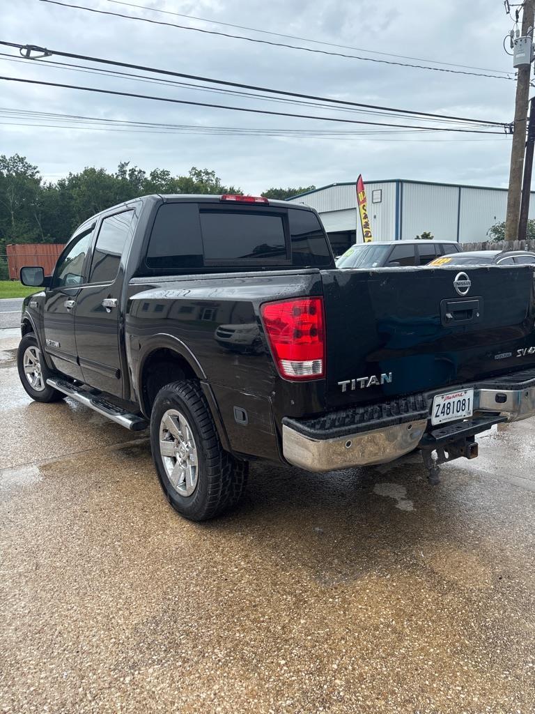 Nissan Titan SV Crew Cab 4WD 2015