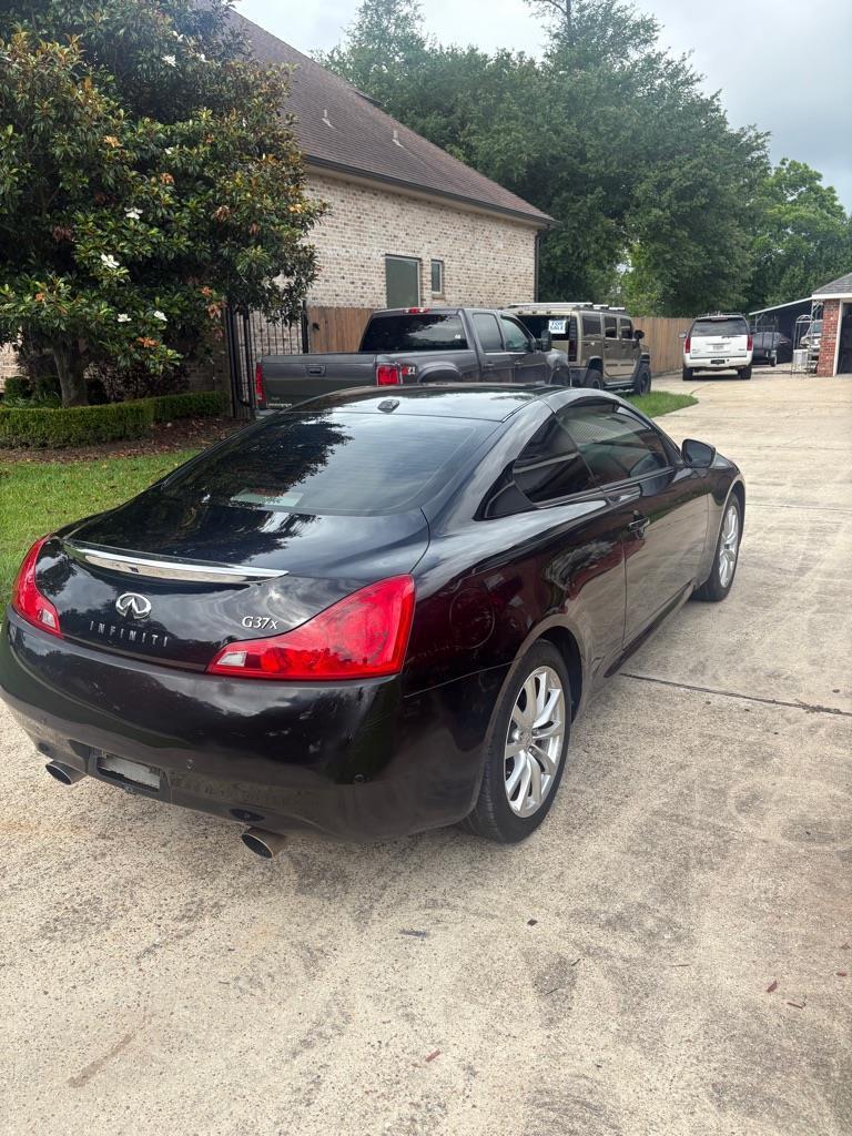 Infiniti G Coupe G37x AWD 2011
