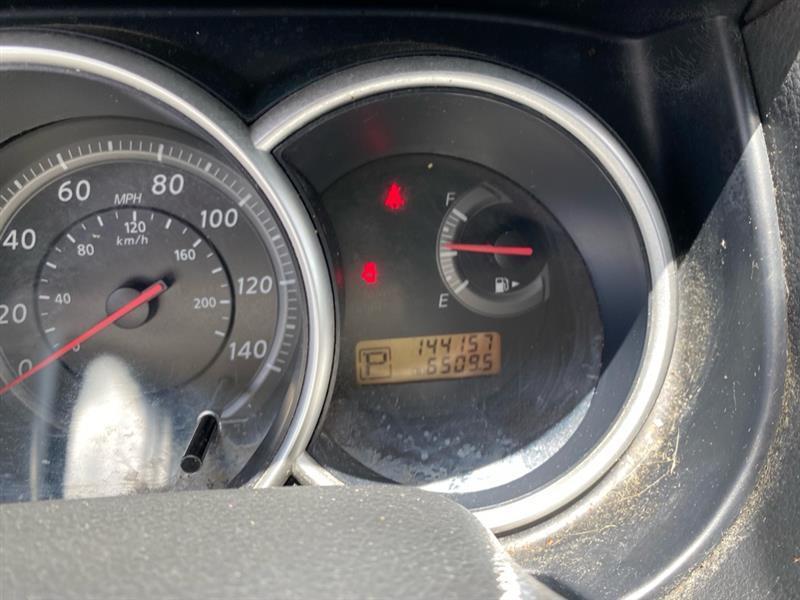 Nissan Versa 1.8 S Sedan 2011