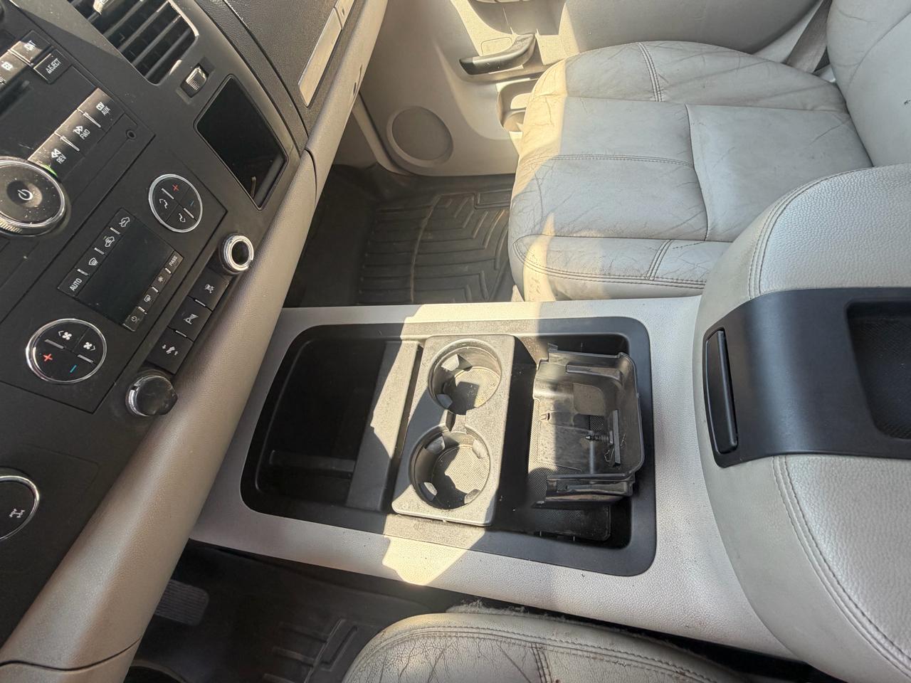 Chevrolet Silverado 1500 LT Crew Cab 4WD 2011